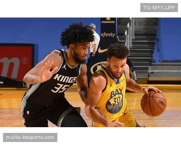 多米尼加团队传导球流畅,五人得分上双展现整体进攻体系